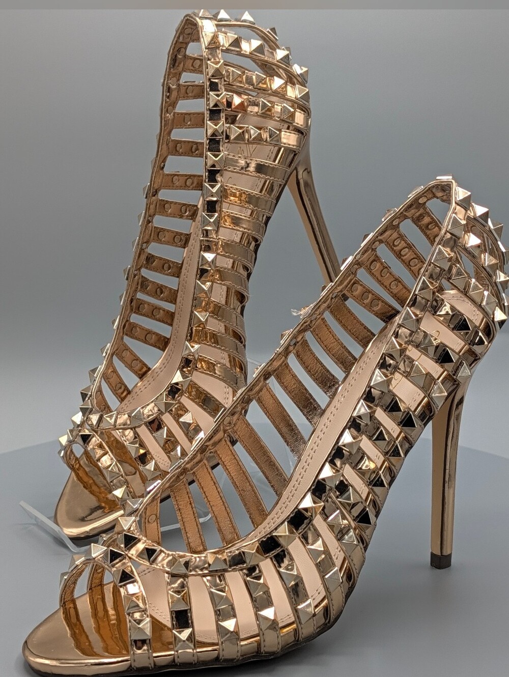 Vigo Fiore Gold Studded Caged Heels ✨ Size 10